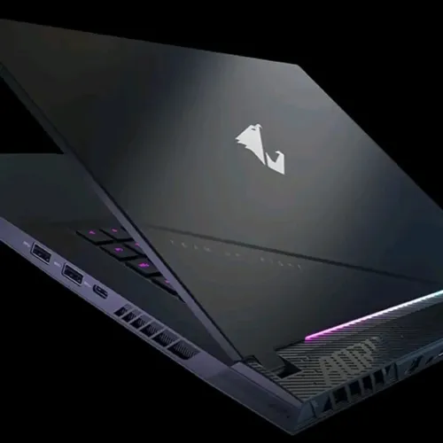 GIGABYTE AORUS 16/I7-13700H/16GB DDR5/1TB  NVME/RTX 4070 8GB/16.1" QHD+ 2.5k 240Hz