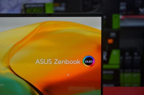  ASUS ZENBOOK 14X PRO 2.8K OLED/INTEL I9 -13900H/ RAM 32 GB/DISK 1024GB/NVIDIA RTX 3050/OLED120hz 