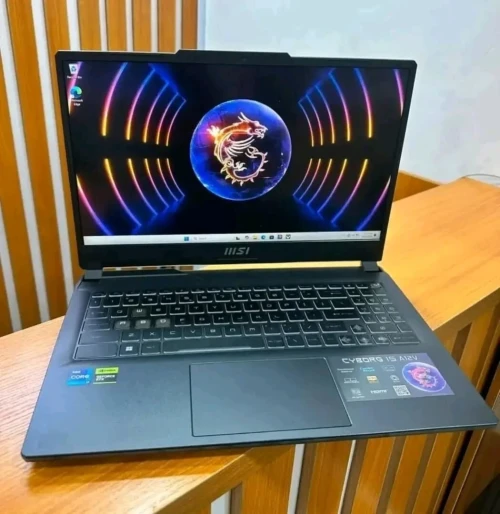 MSI CYBORG A13V  13TH /JAMAIS UTILISÉ SOUS EMBALLAGE  غير مستعمل في العلبة   /intel i7 -13620H 5ghz /RAM 16 Go DDR5  /DISK 512GB SSD NVEM /nvidia GEFORCE RTX 4060  08 ecran 15.6  FUH IPS 144 HZ