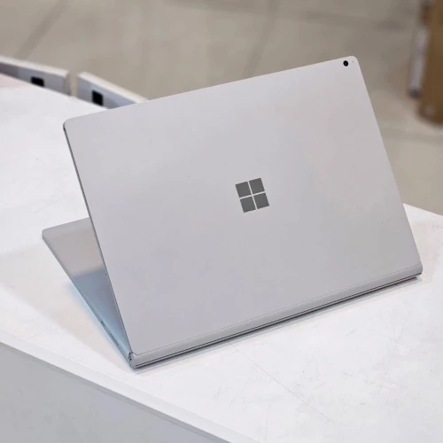 Microsoft Surface Book 3/I7-10TH/16GB DDR4/256GB SSD NVME/GeForce GTX 1660ti/14.5 POUCE 3K TACTILE/
