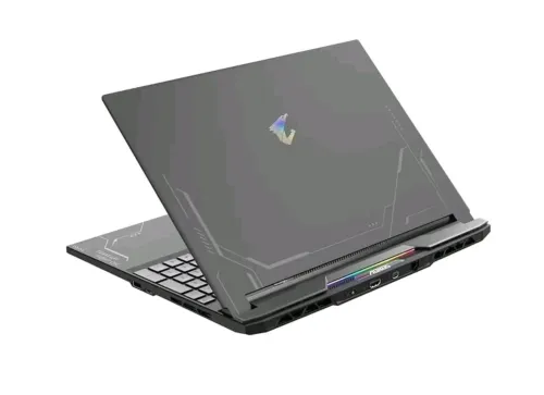 GIGABYTE AORUS 16/I7-13700H/16GB DDR5/1TB  NVME/RTX 4070 8GB/16.1" QHD+ 2.5k 240Hz