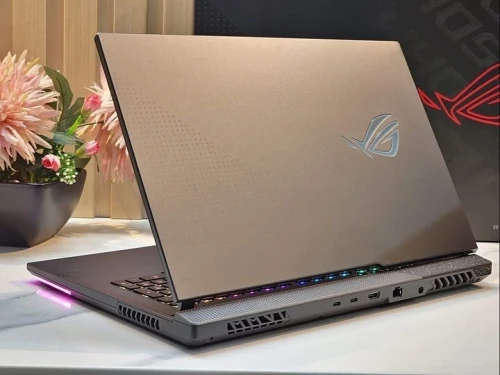 ASUS ROG STRIX G17/RYZEN 9-6900HX /RAM16 GO DDR5/DISK 1024 GB NVME /RTX 3070TI 08GB/17.3 QHD 240 Hz 