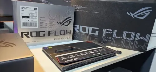ASUS ROG FLOW Z13/INTEL I9-12900H/16GB DDR5/1TB SSD/RTX 3050TI 4GB/13.3  puce FHD+ 165HZ