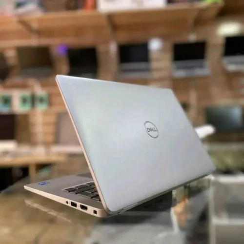 DELL LATITUDE 5340/ intel I5 -1345U/16GB DDR5/256 GB SSD/ECRAN 13.3 pouce FHD+ IPS