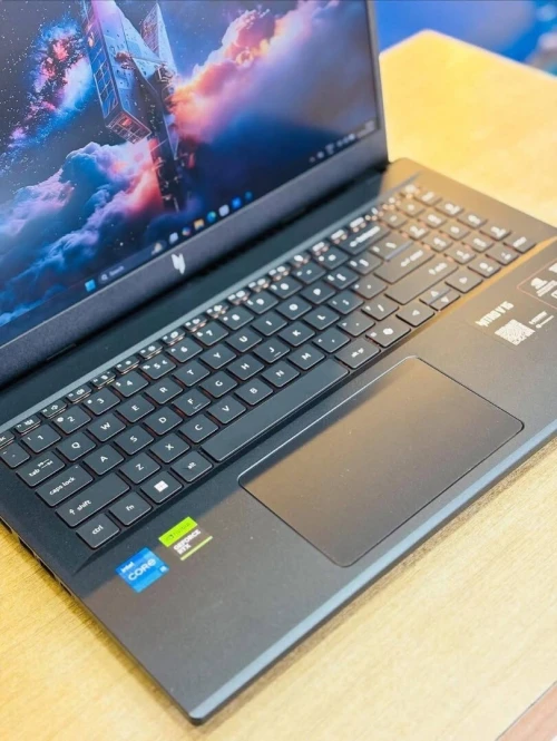 ACER NITRO V15  2026/INTEL CORE I7-13620H/ RAM 32 DDR4 3200 MHZ /DISK 512 SSD NVEM GEN4/NVIDIA GEFORCE RTX 5060 8GB/ECRAN 15.6   POUCE FHD 165 HZ