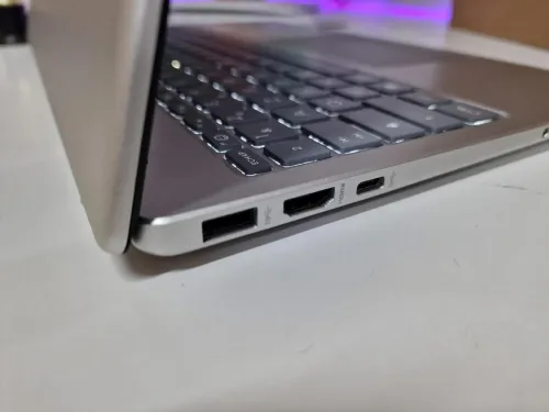 HP LAPTOP 15 2025/INTEL ULTRA 5-120U/16GB DDR5/1024 GB SSD/15.6 POUCE FHD+ IPS
