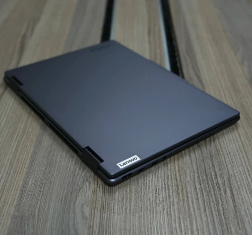  LENOVO YOGA 7I 2IN1 2025  AVEC STYLET/ULTRA 7-155U/RAM 16GB/5112GB SSD/ECRAN 14 X360 TACTILE