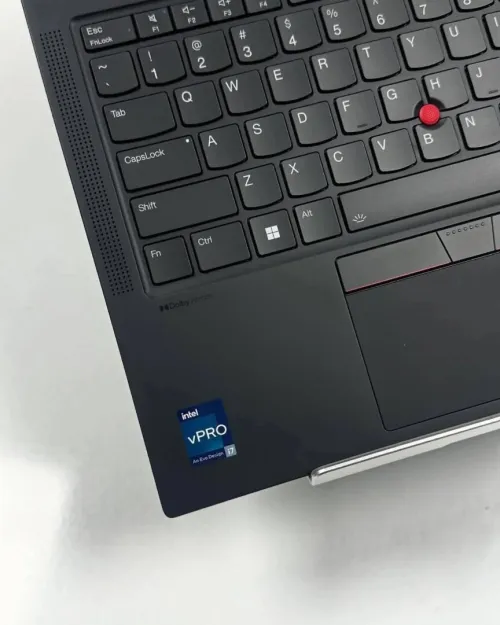 LENOVO THINKPAD X1 CARBONE GEN 11 INTEL I7-1255U EVO 16GB DDR5 512GB SSD 14 POUCE