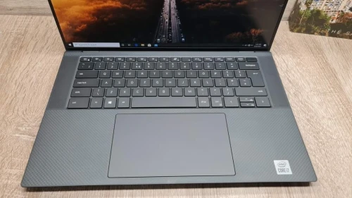 DELL PRECISION 5550  station travail/I7-10850H/RAM 32GB /DISK 1TB SSD /NVIDIA T2000 4GB/ECRAN 15