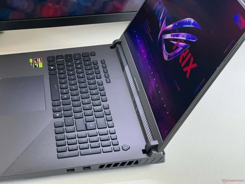 ASUS ROG STRIX G18 2025/RYZEN 9-8940HX  5,0 GHZ/ 32GB DDR5/ 1TB  ssd / GEFORCE RTX 5060 8GB/ECRAN 18  POUCE FHD 144 HZ