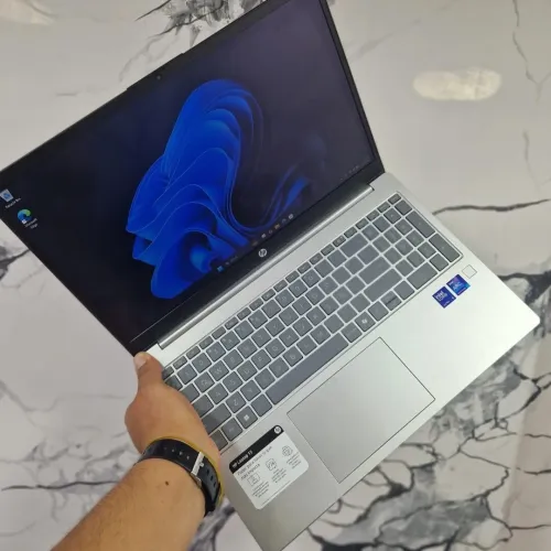 HP LAPTOP 15 2025/INTEL ULTRA 5-120U/16GB DDR5/1024 GB SSD/15.6 POUCE FHD+ IPS