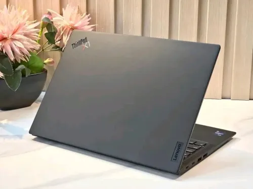 LENOVO THINKPAD X1 CARBONE GEN 10 INTEL I5-1245U EVO 32GB DDR5 256GB SSD 14 IPS FHD TACTILE 