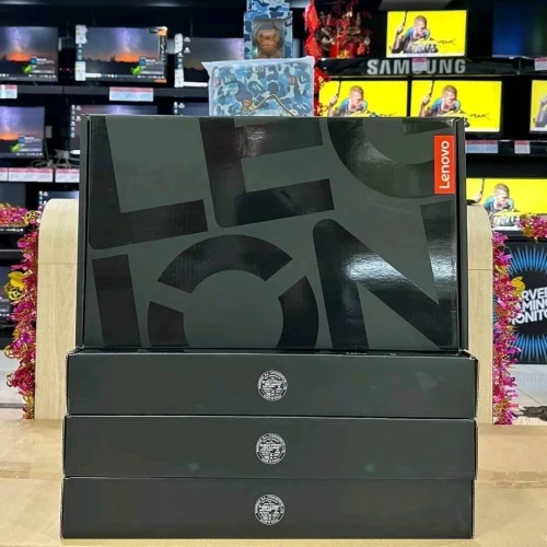 LENOVO LEGION 7 PRO/I9-14900HX 5.8GHZ/RAM 32GB/2TB SSD/RTX 4080 12GB/ECRAN 16 2.5K 240HZ