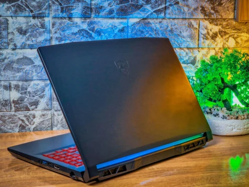 MSI KATANA GF66  12TH intel i7 -11800H 32gb  DDR4 512 gb ssd RTX 3060 15.6  FUH IPS 144HZ