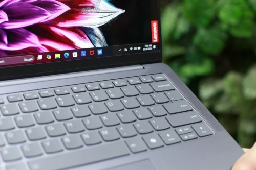 LENOVO 7I SLIM 2025/ULTRA 7 155H/RAM 32GB/1TB SSD/INTEL ARC 4GB/ECRAN OLED TACTILE 