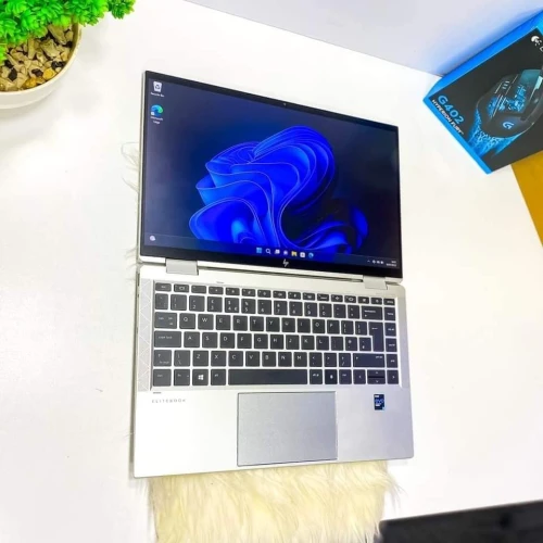 HP ELITEBOOK 830 X360 G10/intel I5-1335U/16gb ddr5/ 512gb ssd /13.3 x360 tactile