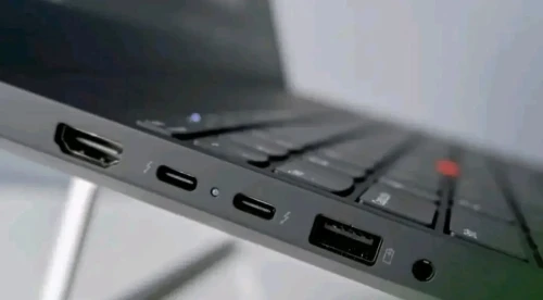 LENOVO THINKPAD E16 GEN 3/INTEL ULTRA 5-225U  /RAM 16GB DDR5  5200Mhz /DISK 512GB SSD NVUM 4GEN /intel  GRAPHIQUE 4GB /ECRAN 16 POUCE FHD+