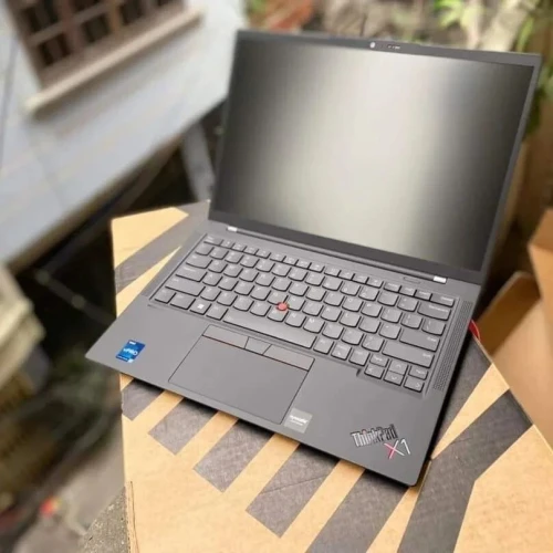 LENOVO THINKPAD X1 CARBONE GEN 11 2024/I7-1355U 5.2GHZ/RAM 32GB DDR5/1TB SSD/ECRAN 14 3K OLED