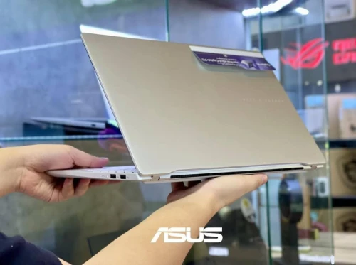 ASUS VIVOBOOK S15/Snapdragon X Plus/16GB DDR5/512GB SSD/Qualcomm Adreno 4GB/3K OLED 120HZ