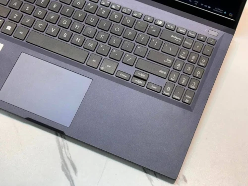 ASUS EXPERTBOOK SOUS EMBALLAGE/INTEL I7 -1255U/RAM 16GB DDR5/DISK 512GB SSD/ecran 15.6  pouce