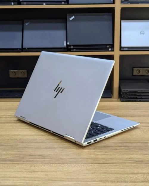 HP ELITEBOOK 830 G9 X360 2-in-1/I5-1245U 5GHZ/RAM 16GB DDR5/256GB SSD/ ECRAN 13.3 X360 TACTILE