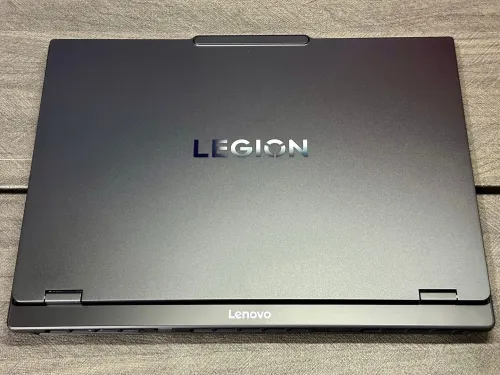 LENOVO LEGION PRO 5 GEN 10/RYZEN AI 7 360/16GO DDR5/1TB SSD/15.1 POUCE OLED 2.5K 240HZ/RTX 5070 08GB