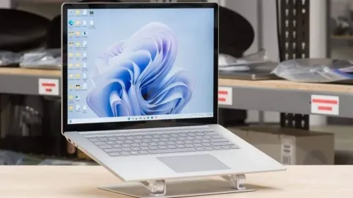 ASUS VIVOBOOK M15/RYZEN 7-5825U 5GHZ/RAM 16GB/1T SSD/ECRAN 15.6 POUCE