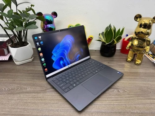 DELL PRO 14 Premium  2025INTEL ULTRA 7-268V  5GHZ /RAM 32 DDR5  8533MhzDISK 512 SSD NVEM 5GEN /DOUBLE CARTE /Intel AI Boost d/INTEL  GRAPHIQUE 4GB /ecran 14.1 pouce IPS 3k tactile