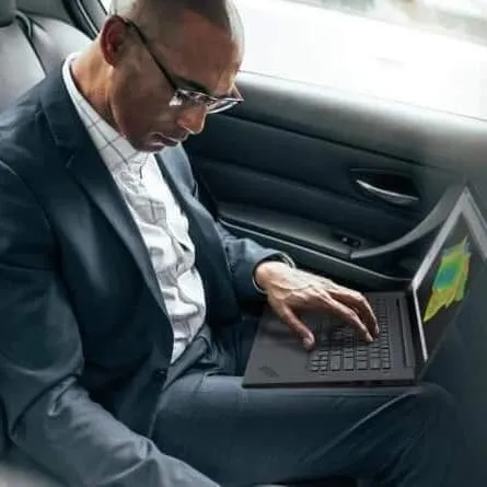  LENOVO THINKPAD P1 GEN 2/I7-9750H 4.3GHZ/RAM 16GB/DISK 512GB SSD/NVIDIA T2000 4GB/ECRAN 16