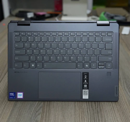  LENOVO YOGA 7I 2IN1 2025  AVEC STYLET/ULTRA 7-155U/RAM 16GB/5112GB SSD/ECRAN 14 X360 TACTILE