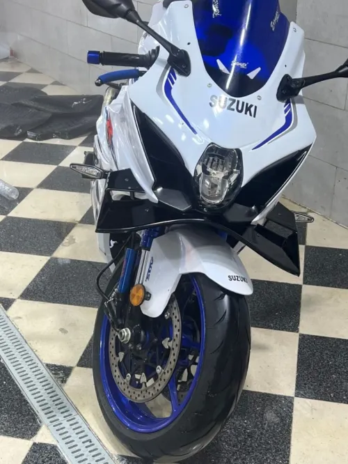 Suzuki gsxr L8R 2018