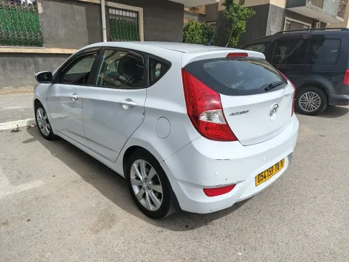 Hyundai Accent RB  5 portes 2018 Préstige