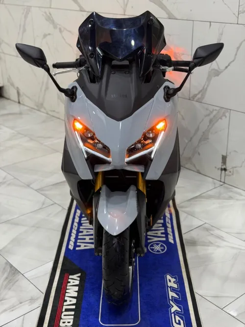Yamaha Tmax 563 Tech Max 2025