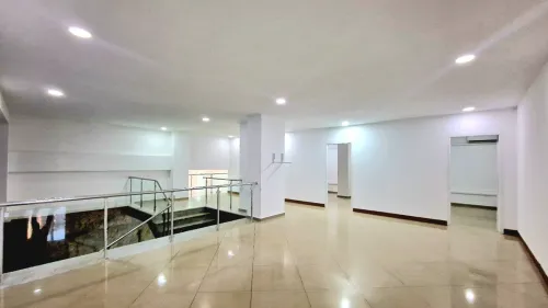 Location Local Oran Oran