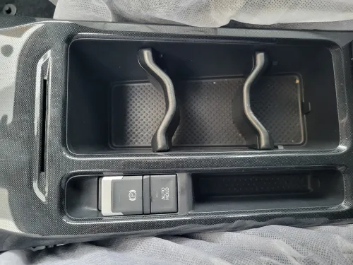 Volkswagen Tahru 2025 Sharp