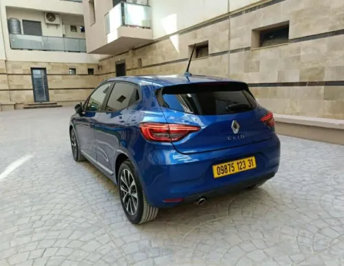 Renault Clio 5  2023 Evolution