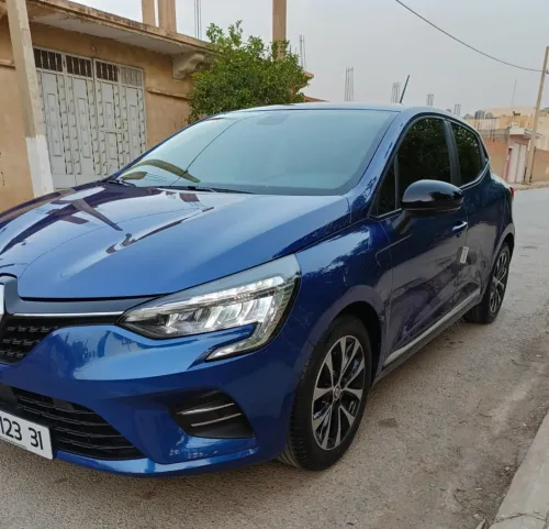Renault Clio 5  2023 Zan