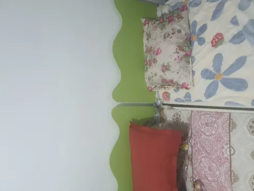 Armoire + 2 lits en mdf bon qualité