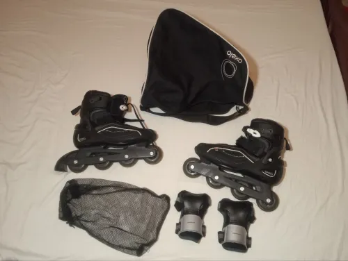 Rollers Oxelo pointure 44,avec protection genoux