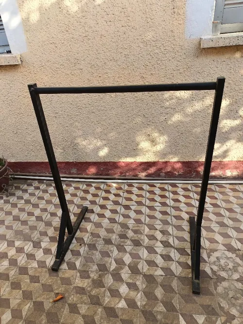 Static bar calisthenics