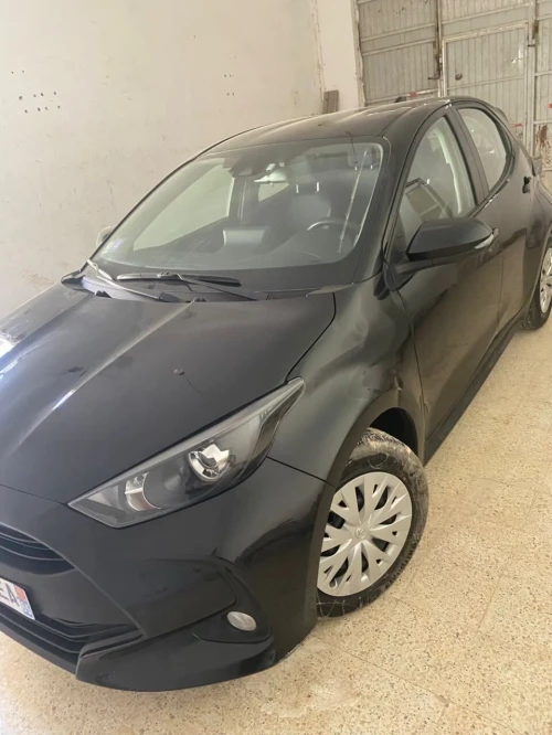 Toyota Yaris 2023 HEV
