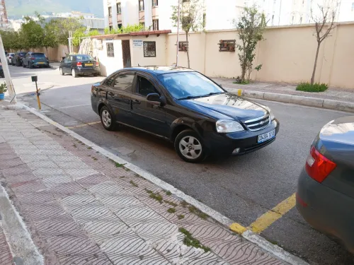 Chevrolet Optra 5 portes 2012 Optra 5 portes