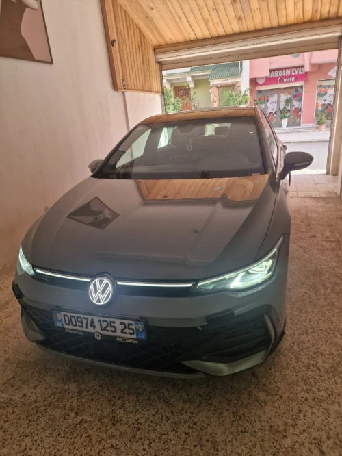 Volkswagen Golf 8 2025 Pro R-line