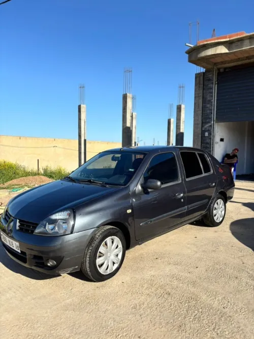 Renault Clio Classique 2008 Tout option tableau de bord campus
