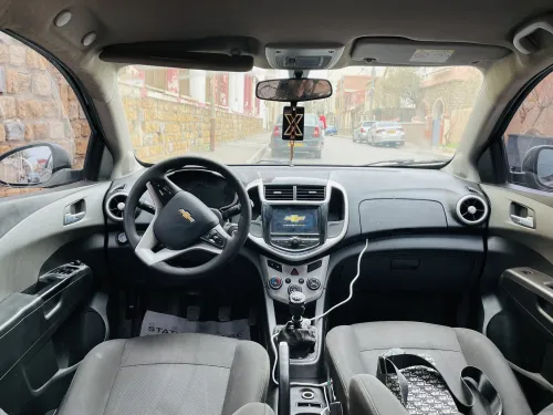 Chevrolet Sonic Hatchback 2017 LT