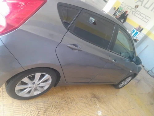 Hyundai Accent RB  4 portes 2017 GL DZ