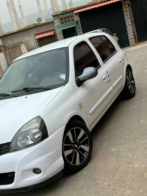 Renault Clio Campus 2012 Bye bye