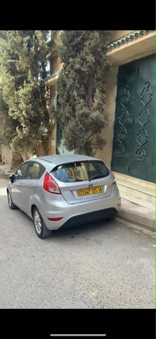 Ford Fiesta 2015 Trend