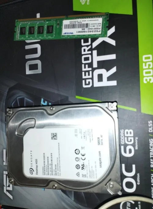Carte graphique RTX 3050 6GB + RAM DDR3 4GB + HDD 500GB