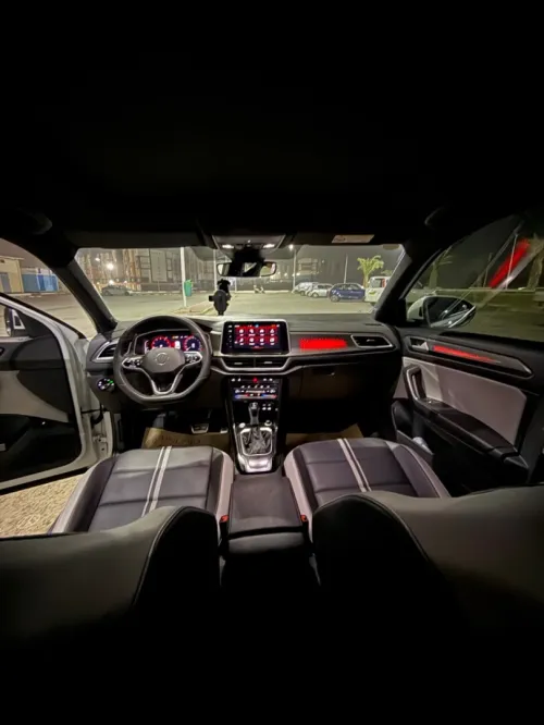 Volkswagen T-Roc 2024 R-Line 